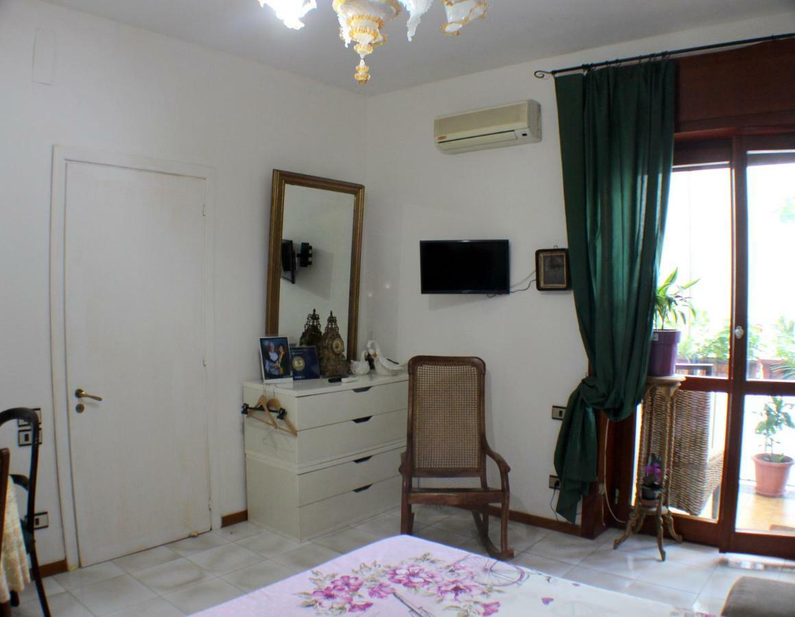B&B Lili Салерно Экстерьер фото